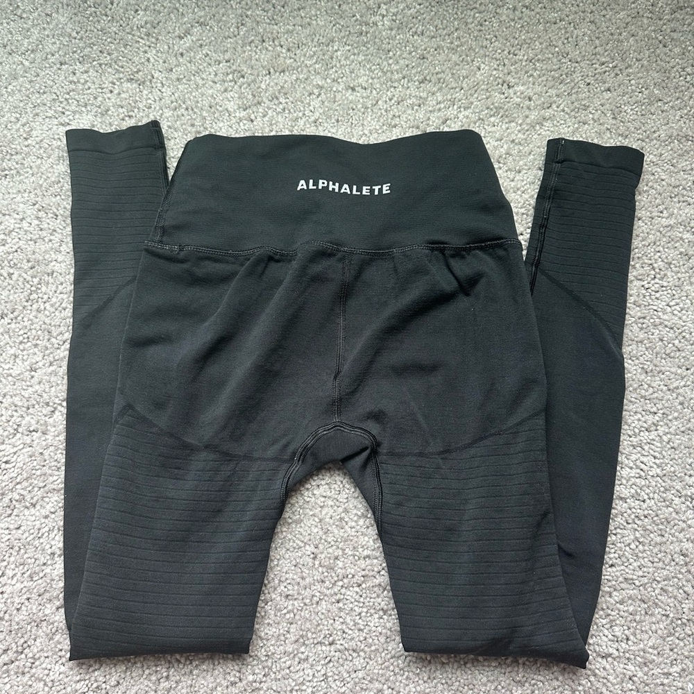 ALPHALETE REVIVAL R6 LEGGINGS